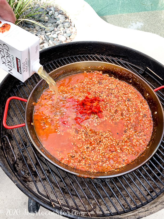 Chicken & Seafood Paella, Ceramic Charcoal BBQs